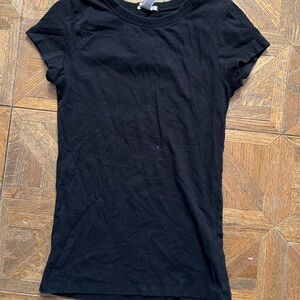Ambiance Apparel Women’s Black Crewneck Short-Sleeve Tee size medium 95% cotton